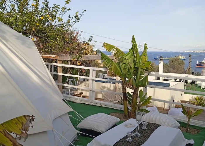 Queens Luxury Glamping